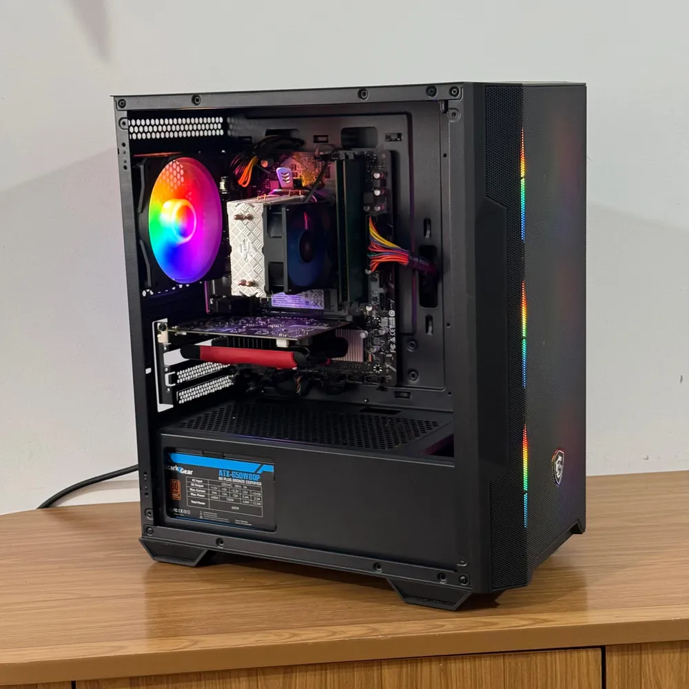 PC INTEL I3 10100F + H510 + 16GB + SSD 256GB M.2 + RX 560 + 600W + MSI MAG M100